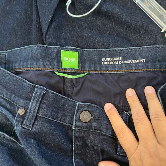 Boss by Hugo Boss Freedom of Movement 040 Stretch Relaxed Hi Rise Pocket Jeans - Picture 10 of 12